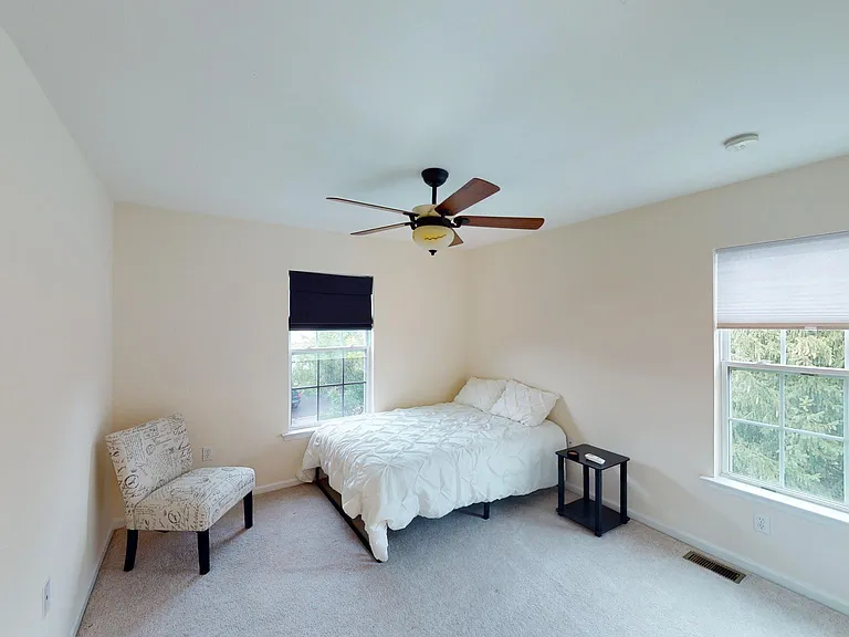 206 Concord Pl — Photo 27