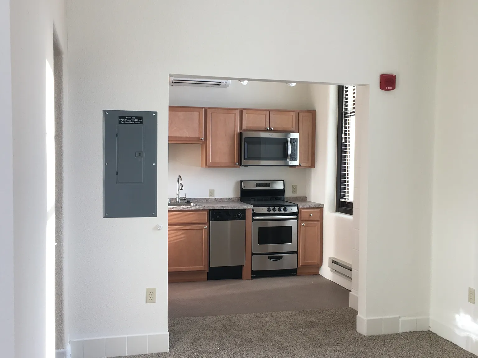 1447 Patterson Loop - 102 — Photo 3