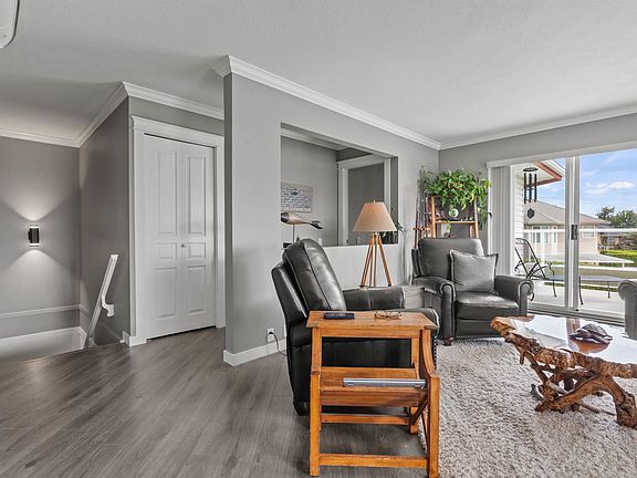 4th image of 31406 Upper Maclure Rd #11