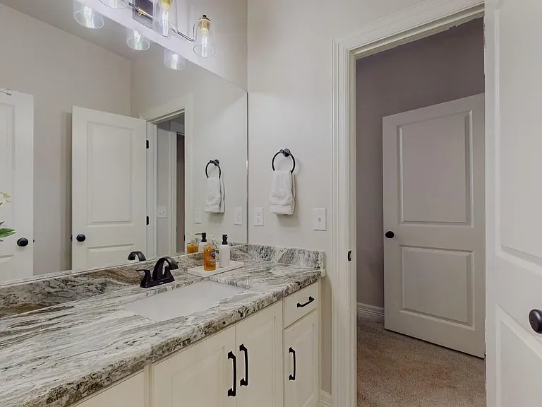 112 Pindo Palm Dr — Photo 43