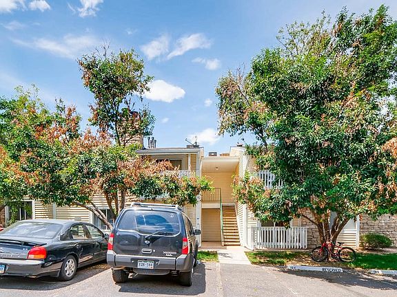 3rd image of 8555 Fairmount Dr APT C101