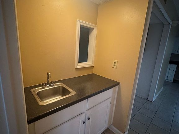 5th image of 2742 Bonnie Crest Ct