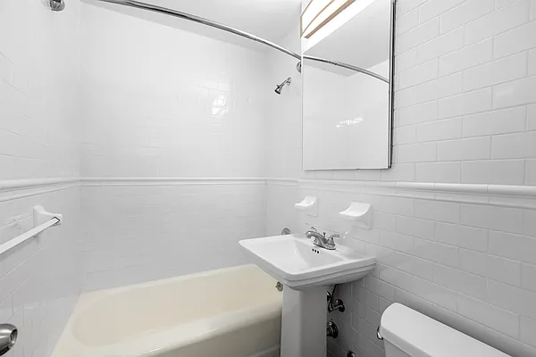 Rented by GoodRock Realty | media 22