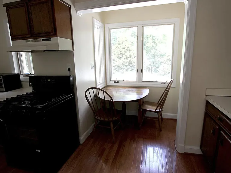 5509 Glenwood Rd — Photo 10