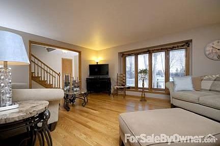 Living Room from dinette
						:
						Solid hardwood floors; wood blinds