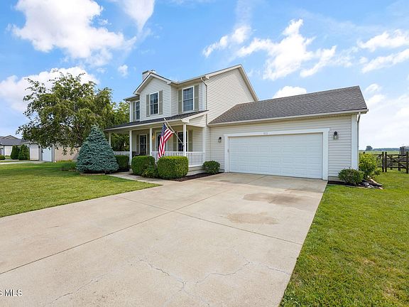 2nd image of 311 Earl North Dr