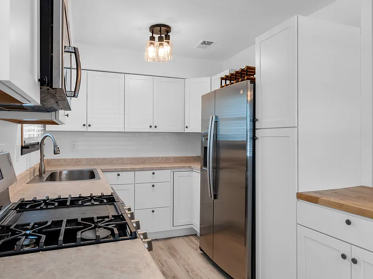 1264 Maplewood Rd #A — Photo 42