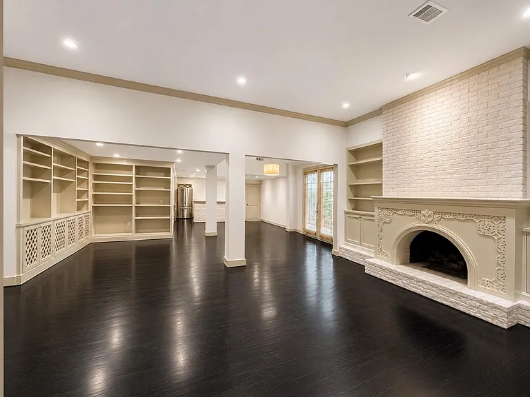 5911 Winsome Ln #B — Photo 4