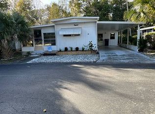 168 Tara Dr, Tavares, FL 32778