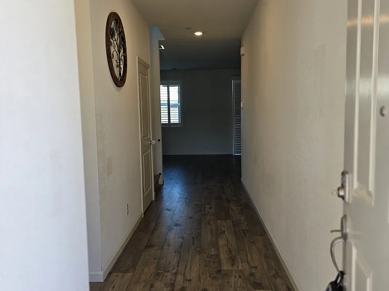 15357 Trolley St — Photo 4