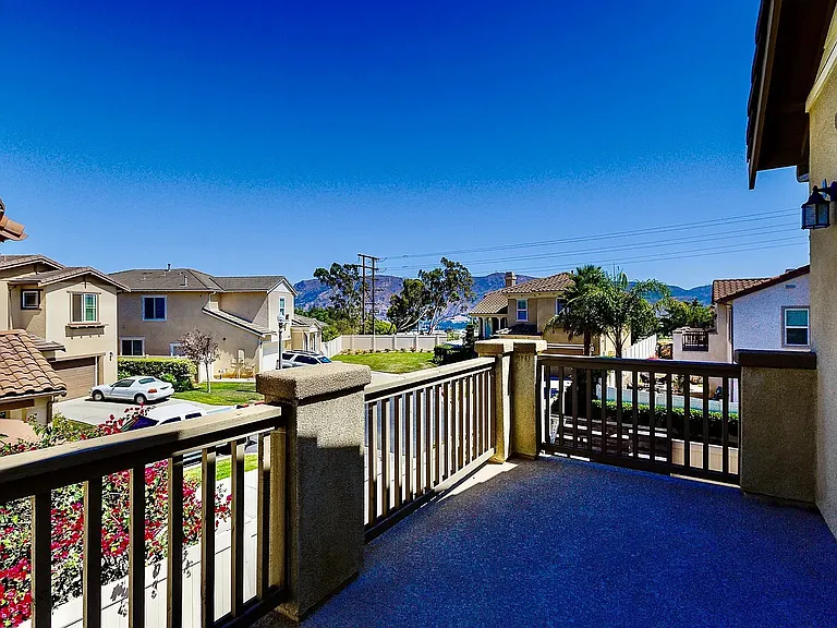 879 Coronado Cir — Photo 12
