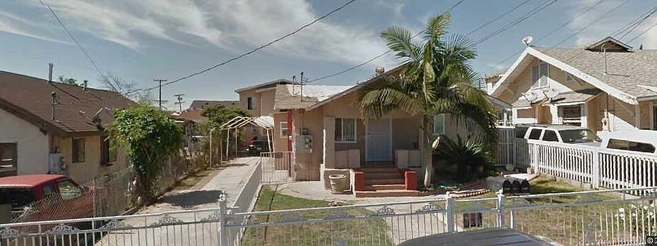 1st image of 821 S Hicks Ave