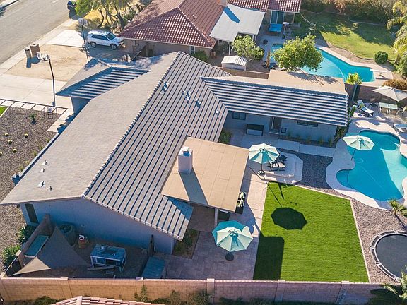 4th image of 1142 E Vinedo Ln