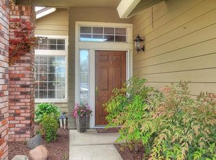 880 Foxwood Dr, Tracy, CA 95376