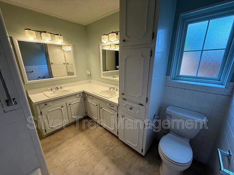 1710 Dickerson Dr — Photo 30