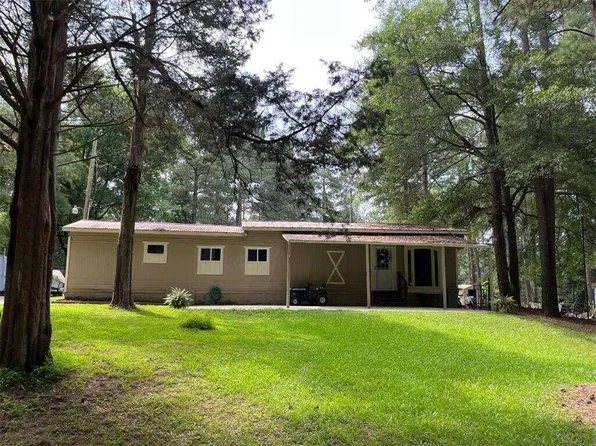 4906 Boat Club Dr, Acworth, GA 30101