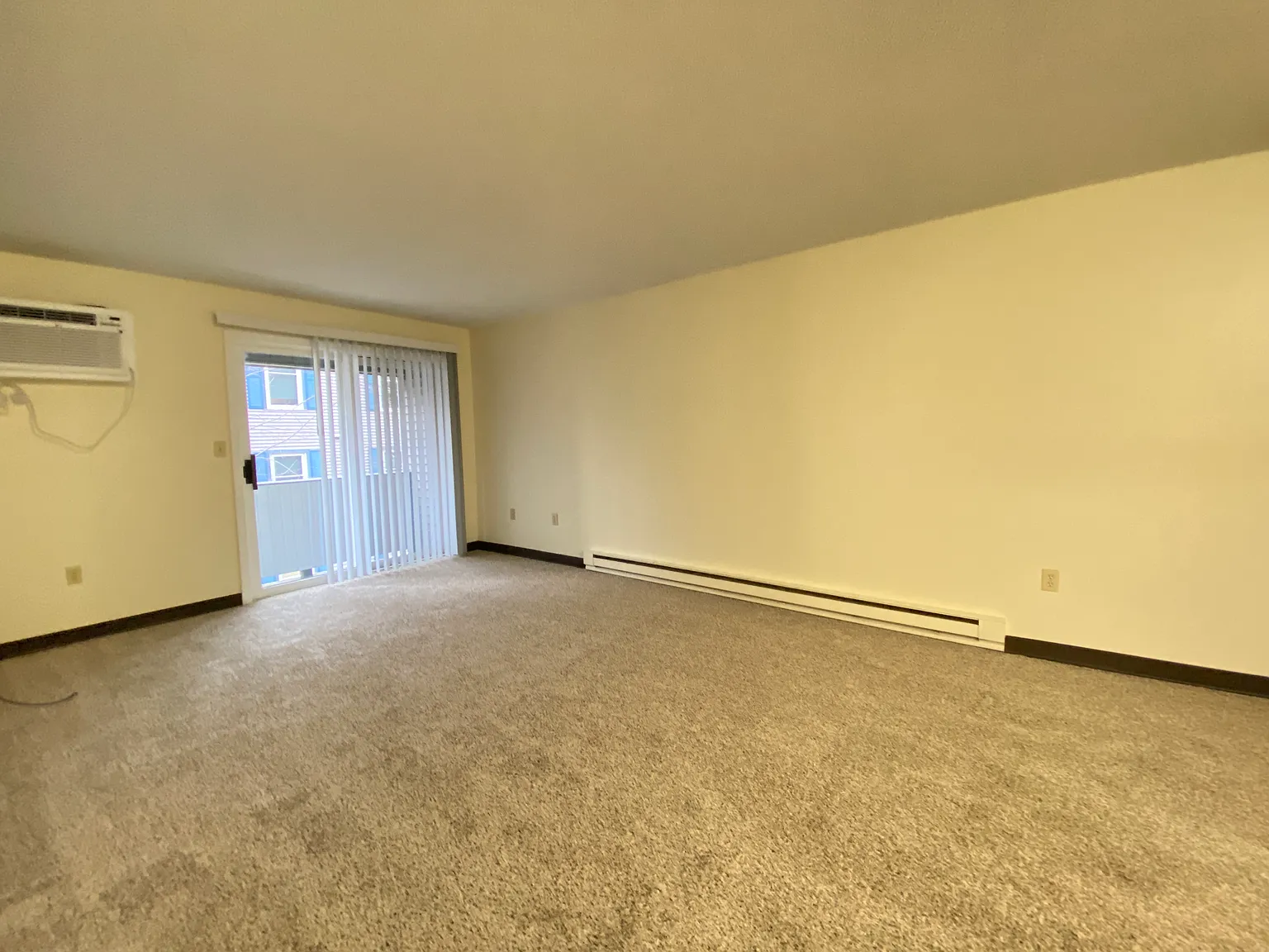 Sunset Ridge Apartments — Photo 4