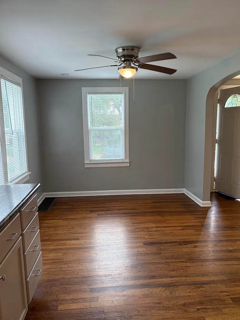 6110 Lafayette Ave - 4 Bed/2 Bath in Benson | 50% Off First Month's Rent | Updated Kitchen, Finis... — Photo 4