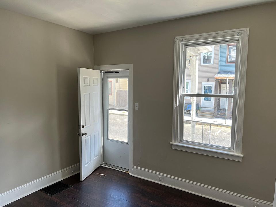 1st image of 428 York St