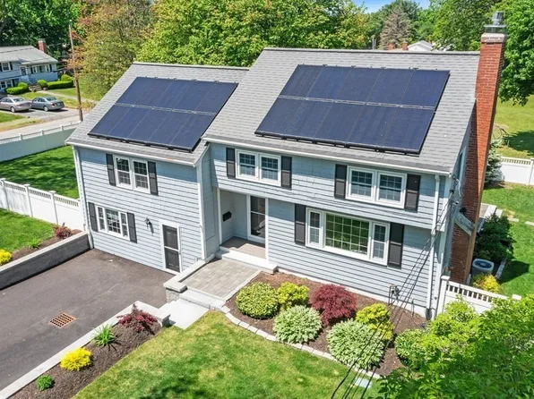 59 Dobbins St, Waltham, MA 02451