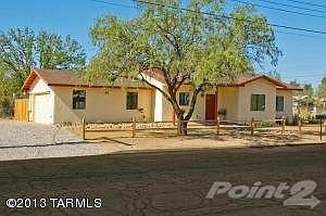 5204 E FAIRMOUNT