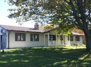 8608 Reese Rd, Harvard, IL 60033