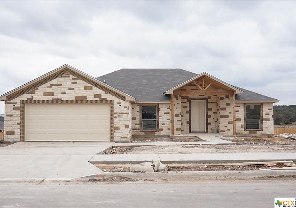 1st image of 1038 Republic Cir