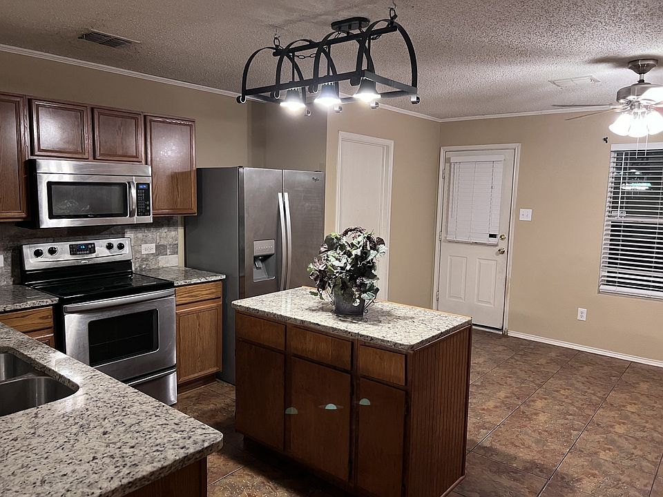 1st image of 6825 Meadow Way Ln