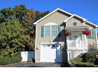 25 Chapin Ave, Waterbury, CT 06708