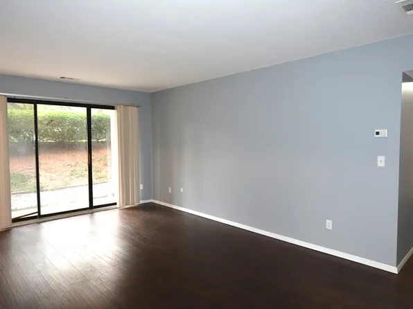 40 Shrewsbury Green Dr, Shrewsbury, MA