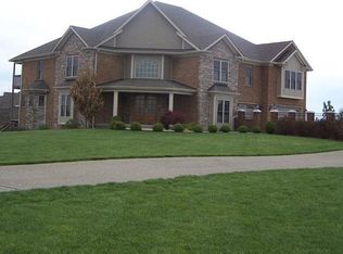 1024 Mitchell Ln, Versailles, KY 40383