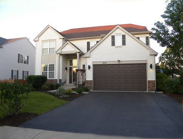1st image of 2016 Fairfield Dr