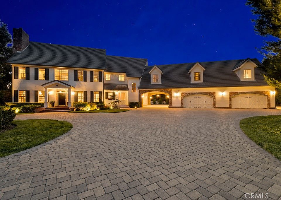 1st image of 10955 Winnetka Ave