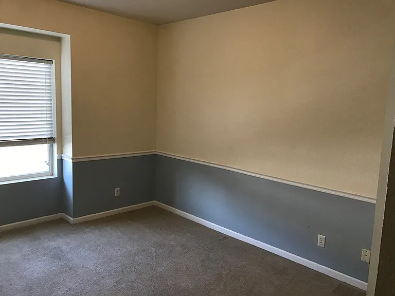 4545 Wheaton Dr #G220 — Photo 4