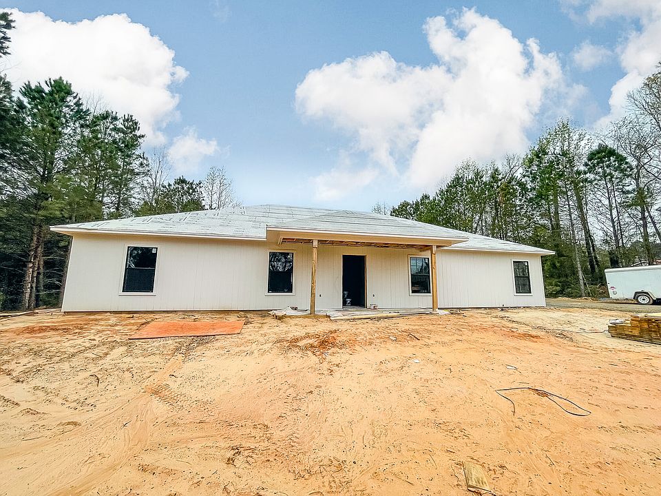1st image of 102 Amelia Dr