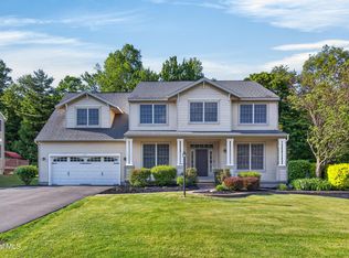 45 Sterling Heights Drive, Clifton Park, NY 12065