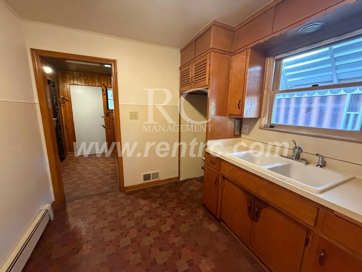 2 bed, 1500 sqft, $850 — Photo 3