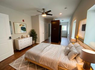 830 S 4th St #4, Philadelphia, PA 19147