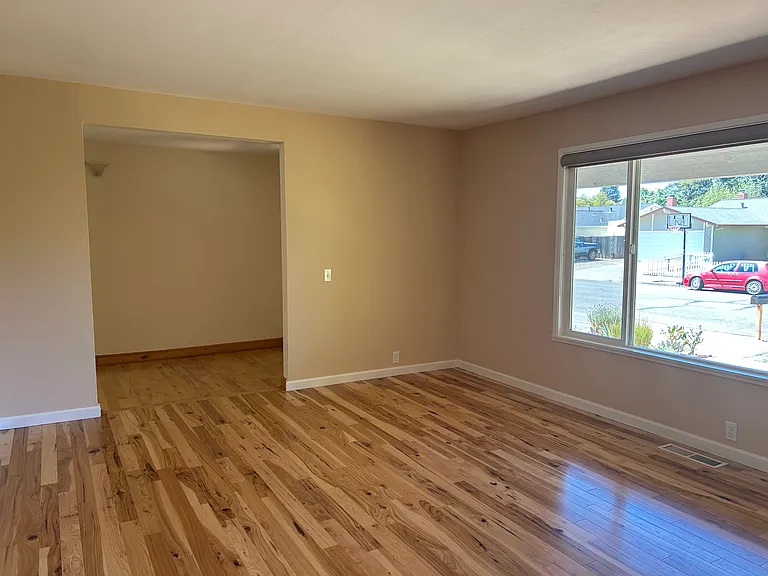 4220 Brookshire Cir — Photo 9