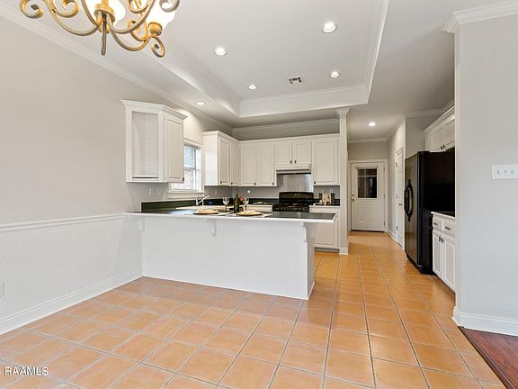 5th image of 117 Trenton Dr
