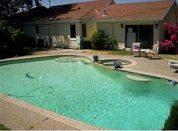 1st image of 7606 Granite Ave