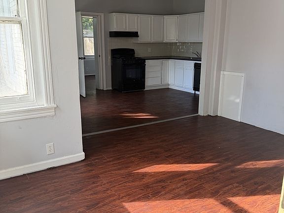 3rd image of 6 S Cedar Ln Floor 1