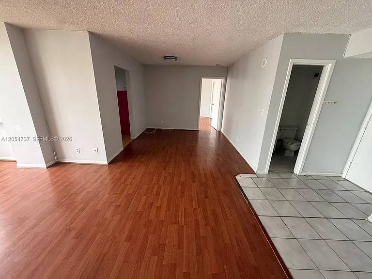 16919 N Bay Rd #912 — Photo 9