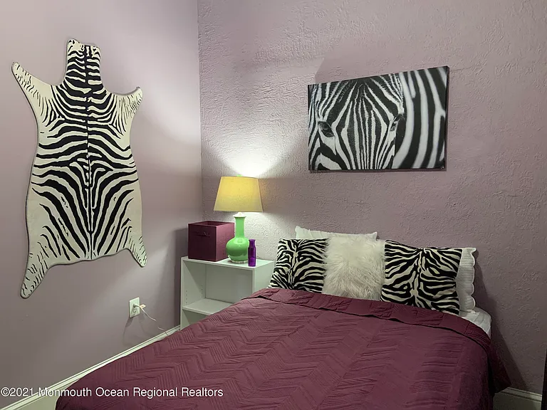 33 Broadway #1 — Photo 12