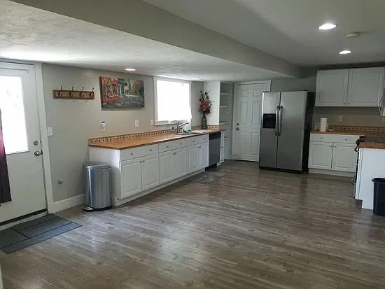 Basement Apartment — Photo 3