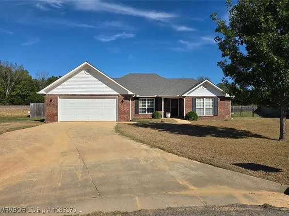 109 E Dora Ln, Poteau, OK 74953