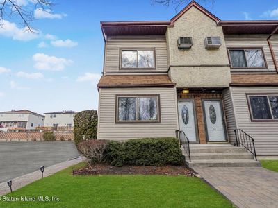 360 Barlow Ave APT 40, Staten Island, NY, 10308