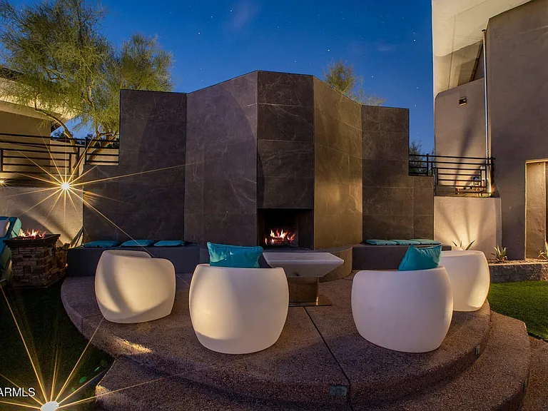 3282 E Palo Verde Dr — Photo 118