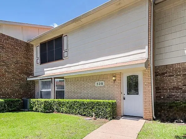 520 Pecan Acres Ct, Arlington, TX 76013