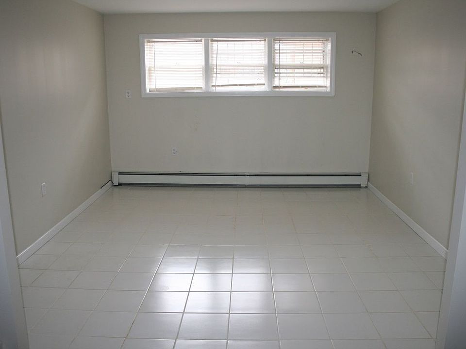 1st image of 15549 Bridgeton St #1